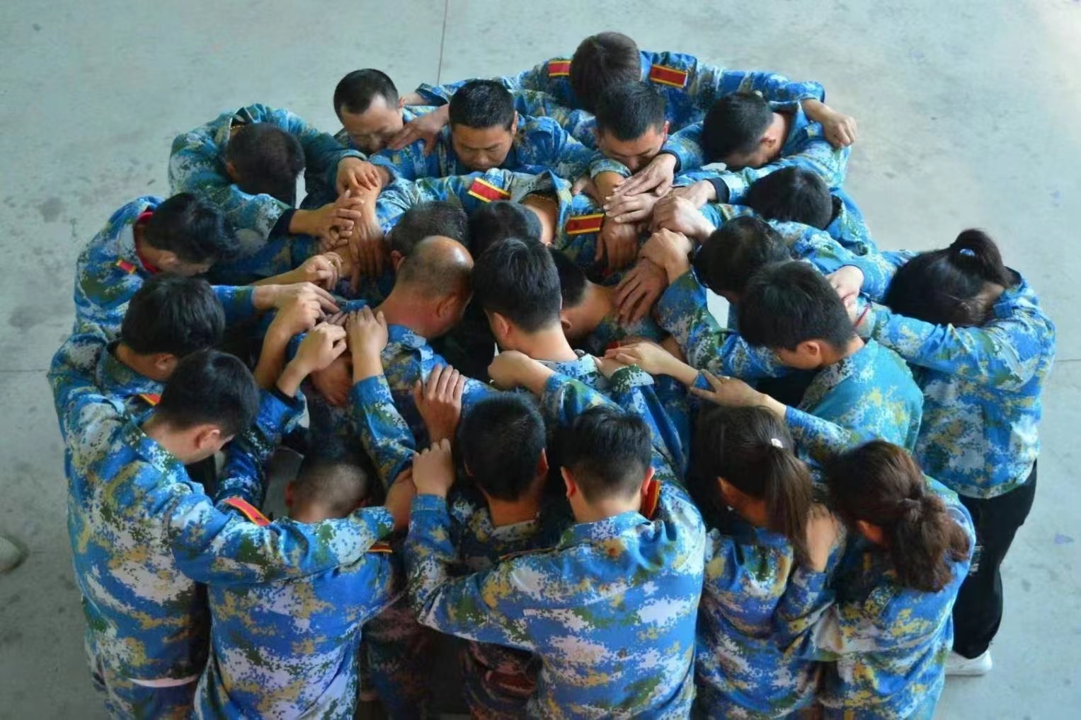 AG��˾(�й���)�����޹�˾����